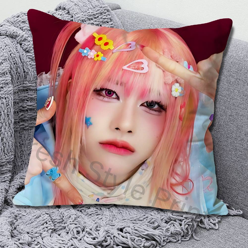 X-XLov Group R-Rui Anime Celeb - đánh giá và giá R/Anime Merchandise